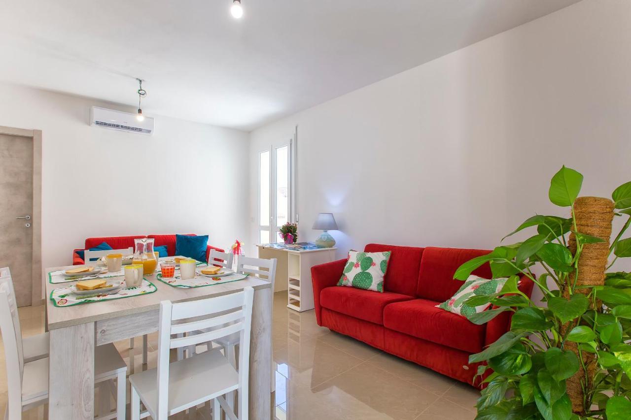 Il Giardino Fiorito Casa Vacanze ألغيرو المظهر الخارجي الصورة