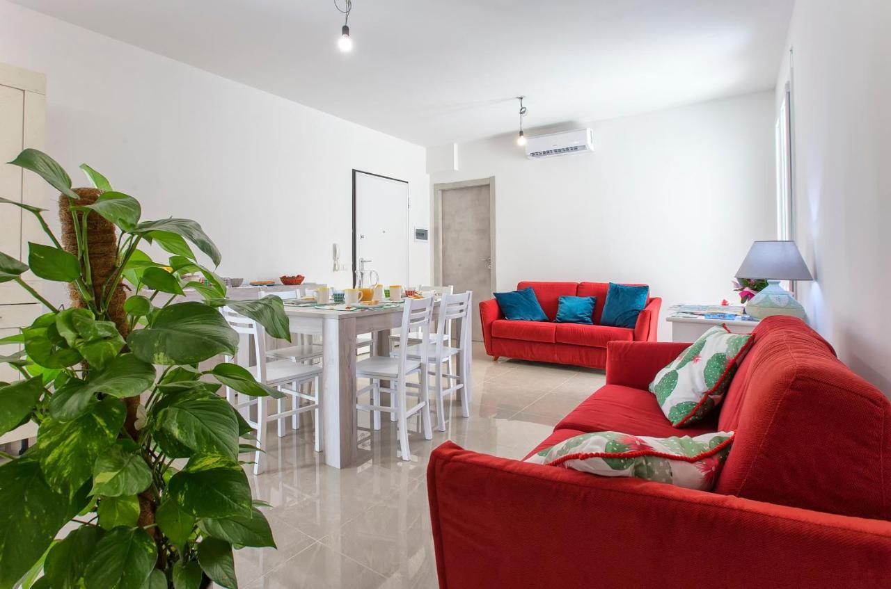 Il Giardino Fiorito Casa Vacanze ألغيرو المظهر الخارجي الصورة