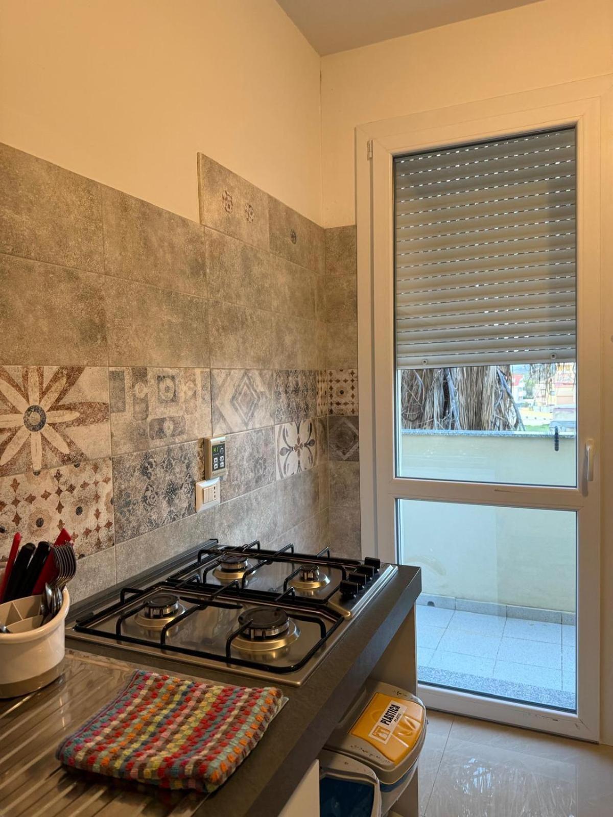 Il Giardino Fiorito Casa Vacanze ألغيرو المظهر الخارجي الصورة